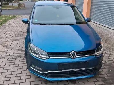 Gebraucht VW Polo 90 PS (66 kW) 2016 Blau Kleinwagen