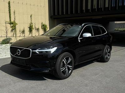 Second-hand Volvo XC60 R-Design 190 CP (139 kW) 2018 Negru SUV