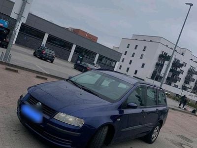 Gebraucht Fiat Stilo 105 PS (77 kW) 2005 Blau Kombi