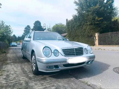 Gebraucht Mercedes E200