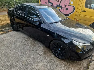 Usata BMW 525 218 CV (160 kW) 2005 Nero Berlina