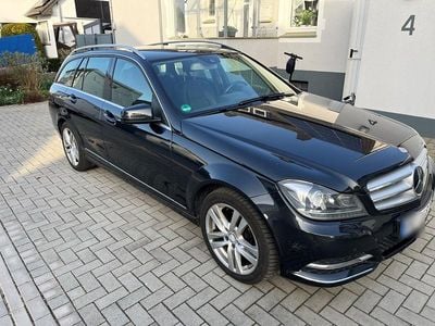 Gebraucht Mercedes C250 203 PS (149 kW) 2013 Schwarz Kombi