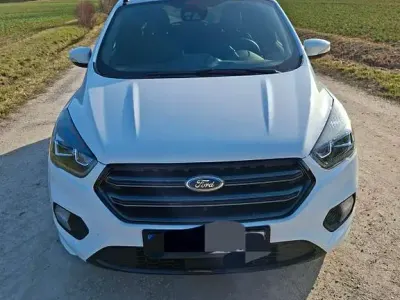 Gebraucht Ford Kuga ST-Line 175 PS (128 kW) 2019 Weiß SUV
