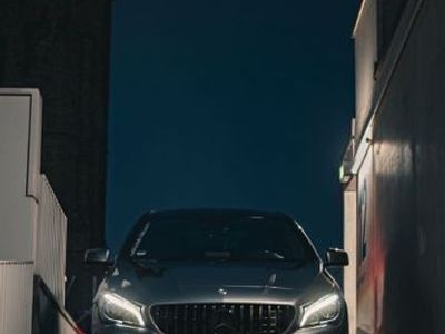 Mercedes CLA250