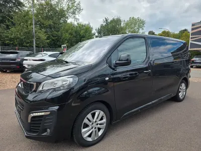 Gebraucht Peugeot Expert Premium 179 PS (131 kW) 2019 Onyx schwarz Van