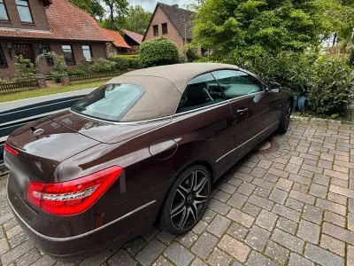 Gebraucht Mercedes E350 Avantgarde 313 PS (230 kW) 2012 Braun Cabrio