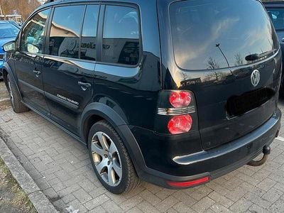 Usata VW Touran Cross 170 CV (125 kW) 2010 Nero Monovolume