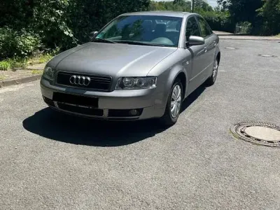 Gebraucht Audi A4 150 PS (110 kW) 2003 Silber Limousine