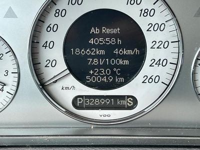 Mercedes E220