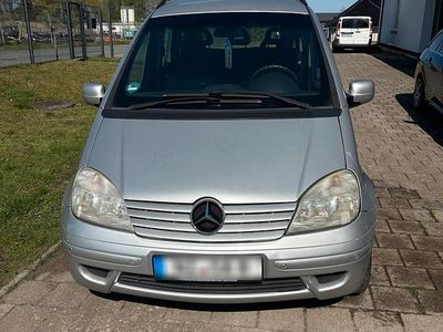 Usata Mercedes Vaneo 2003 Argento Monovolume