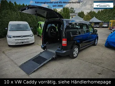 Gebraucht VW Caddy 102 PS (75 kW) 2011 Schwarz Van / Kleinbus