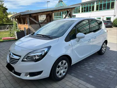 Gebraucht Opel Meriva Innovation 101 PS (74 kW) 2015 Weiß Van / Kleinbus