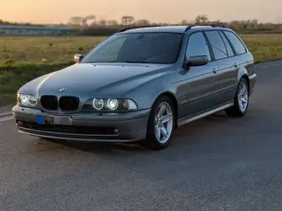 Gebraucht BMW 525 Sport Line 163 PS (119 kW) 2003 Grün Kombi