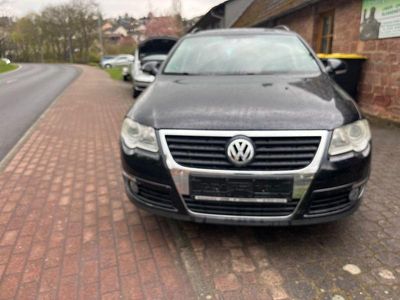 Gebraucht VW Passat Comfortline 140 PS (102 kW) 2010 Schwarz Kombi
