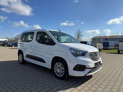 Gebraucht Opel Combo Edition 110 PS (80 kW) 2021 Jade weiss/arktis weiss Van / Kleinbus
