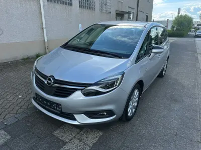 Gebraucht Opel Zafira Active 136 PS (100 kW) 2018 Silber Van / Kleinbus