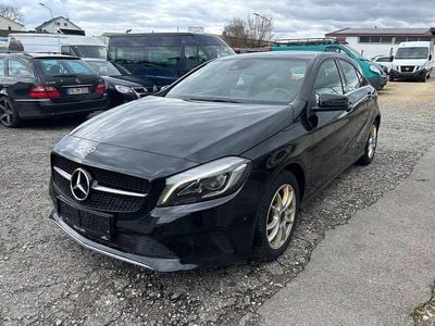 Gebraucht Mercedes A180 109 PS (80 kW) 2017 Schwarz Limousine
