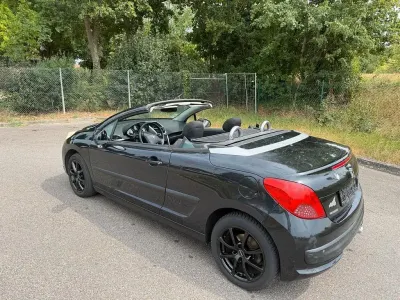 Gebraucht Peugeot 207 CC Sport 120 PS (88 kW) 2007 Schwarz Cabrio