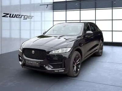 Usado Jaguar F-Pace R-Sport 179 HP (131 kW) 2020 Preto SUV