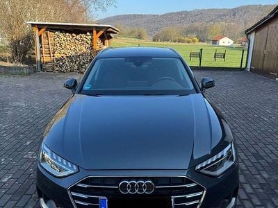 Second-hand Audi A4 Ambiente 136 CP (100 kW) 2022 Gri Break