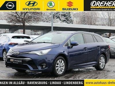 Gebraucht Toyota Avensis Edition-S 147 PS (108 kW) 2016 Dark blue mica Kombi