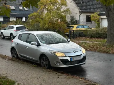 Gebraucht Renault Mégane 141 PS (103 kW) 2008 Grau Kleinwagen