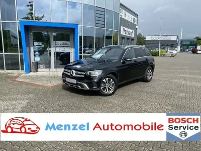 Gebraucht Mercedes GLC200 163 PS (119 kW) 2022 Schwarz SUV