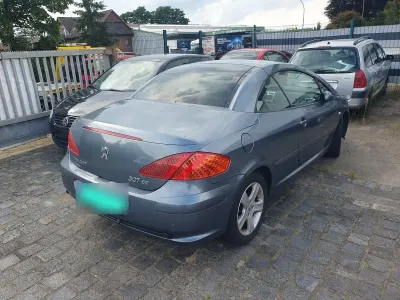 Gebraucht Peugeot 307 CC 140 PS (102 kW) 2005 Andere farben Cabrio