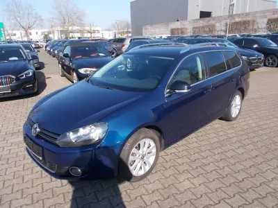 Gebraucht VW Golf VI Style 105 PS (77 kW) 2011 Blau Kleinwagen