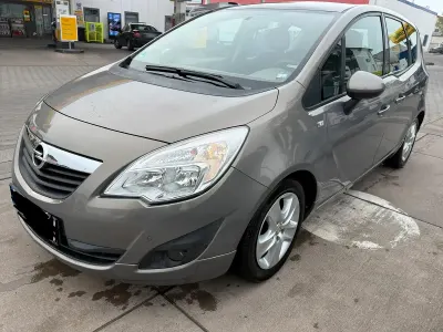 Gebraucht Opel Meriva Eco 120 PS (88 kW) 2011 Braun Van / Kleinbus