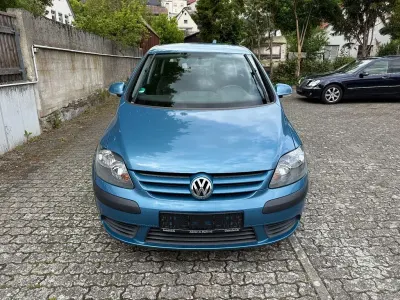 Gebraucht VW Golf VI Trendline 105 PS (77 kW) 2008 New riverblue Kleinwagen