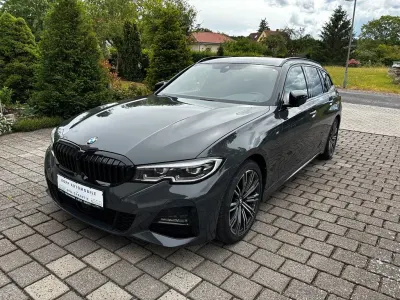 Gebraucht BMW 330 M Sport 265 PS (194 kW) 2020 Grau Kombi
