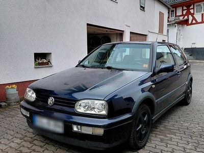 Brugt VW Golf III Edition 115 HK (84 kW) 1995 Blå Hatchback