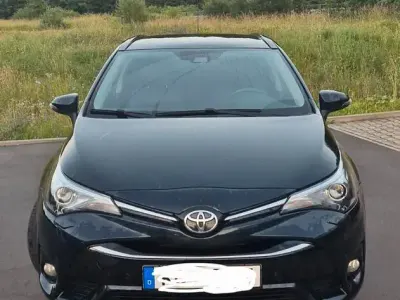 Gebraucht Toyota Avensis Executive 147 PS (108 kW) 2016 Grau Limousine