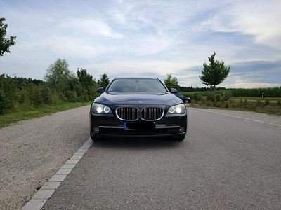 BMW 730