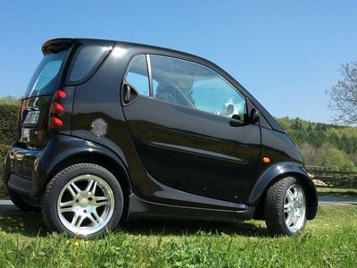 Schwarz Gebraucht 2004 Smart ForTwo Coupé Passion Coupé | 2.499 € (Etwas zu teuer)