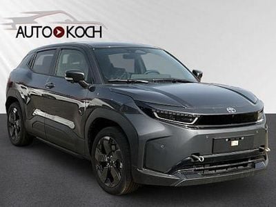 Neu Toyota Urban Cruiser Lounge 127 kW (174 PS) 2026 Grandeur grey SUV