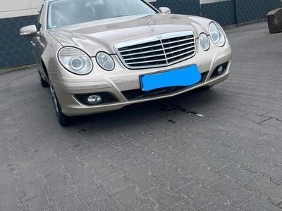 Mercedes E280