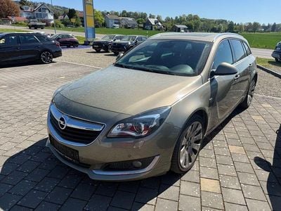Gebraucht Opel Insignia Sport 194 PS (142 kW) 2015 Gold Kombi