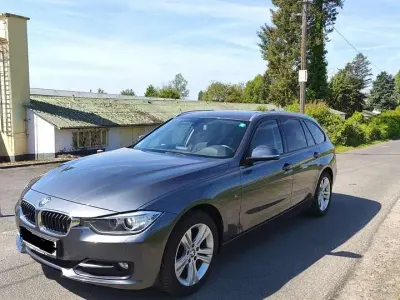 Gebraucht BMW 318 Sport Line 143 PS (105 kW) 2013 Grau Kombi