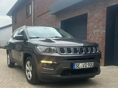 Gebraucht Jeep Compass Limited 140 PS (102 kW) 2018 Grau SUV