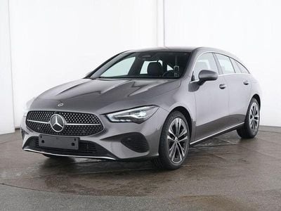 Gebraucht Mercedes CLA180 Shooting Brake Progressive 136 PS (100 kW) 2025 Andere Kombi