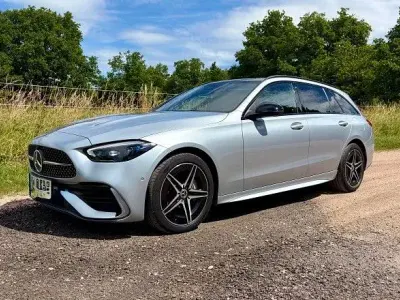 Gebraucht Mercedes C300e AMG 313 PS (230 kW) 2024 Silber Limousine