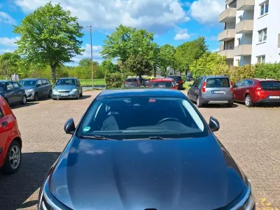 Gebraucht Renault Mégane IV 140 PS (102 kW) 2021 Grau Kleinwagen