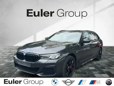 Gebraucht BMW 530 Shadowline 252 PS (185 kW) 2023 Sophistograu Kombi