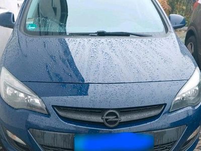 Usata Opel Astra Edition 165 CV (121 kW) 2013 Blu Station wagon