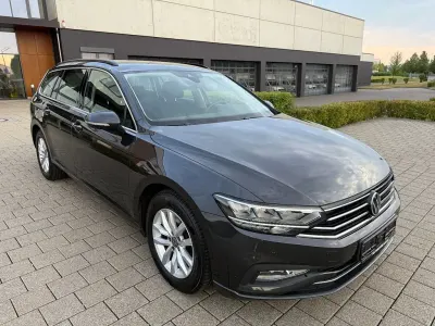 Gebraucht VW Passat Business 150 PS (110 kW) 2021 Grau Kombi