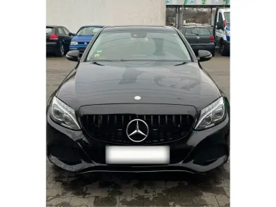 Gebraucht Mercedes C180 Edition 156 PS (114 kW) 2015 Schwarz Limousine