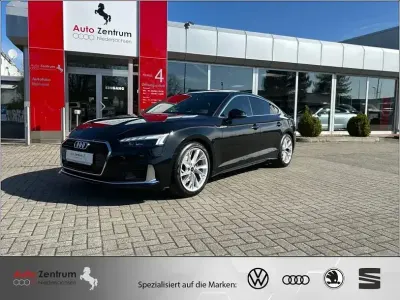 Gebraucht Audi A5 Sportback Advanced 190 PS (139 kW) 2024 Schwarz Kleinwagen