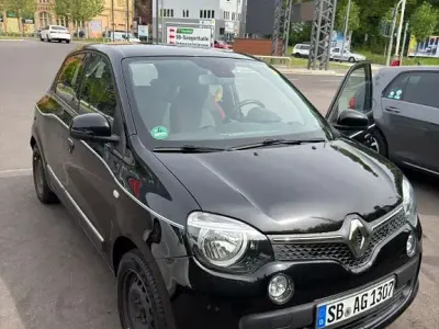 Gebraucht Renault Twingo 90 PS (66 kW) 2015 Schwarz Kleinwagen